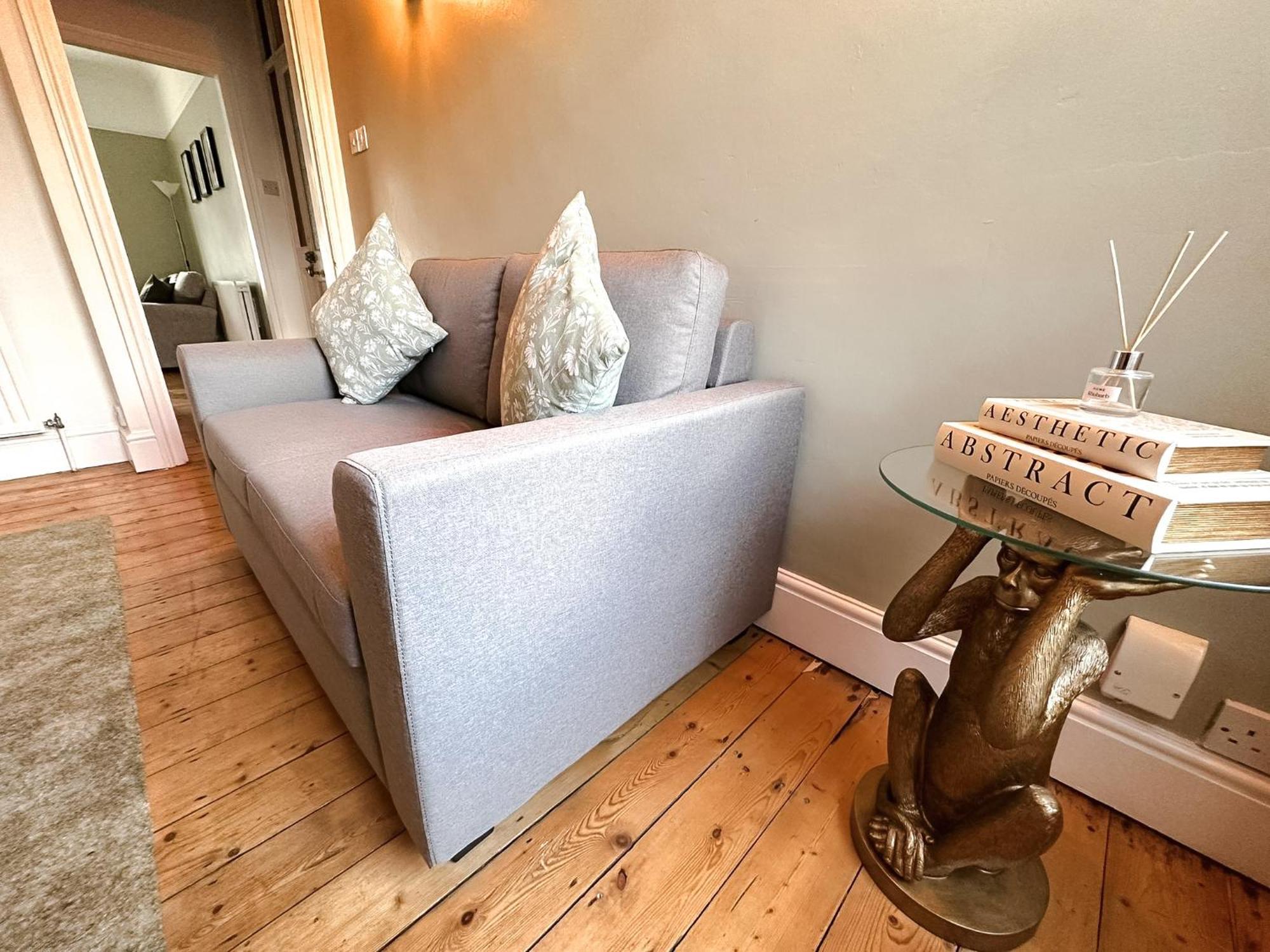 Cecil House - Stylish 2-Bed, Sleeps 5 Guests, Free Parking, Close To Cathedral, Bars & Restaurants Lincoln Exterior foto